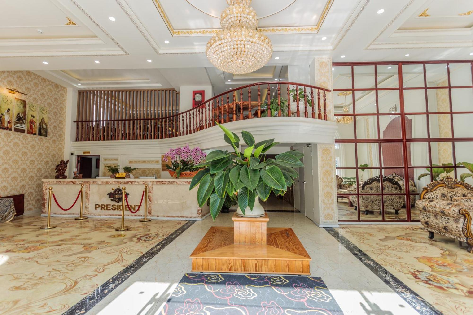 President Hotel Da Lat Esterno foto